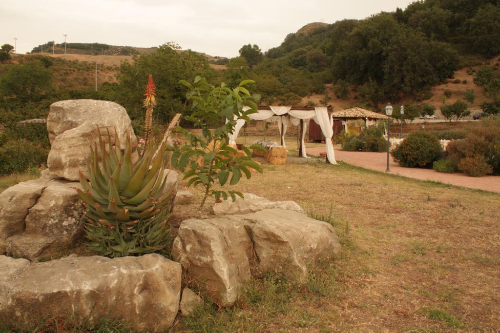 Agriturismo Il Daino San Piero Patti Exterior foto